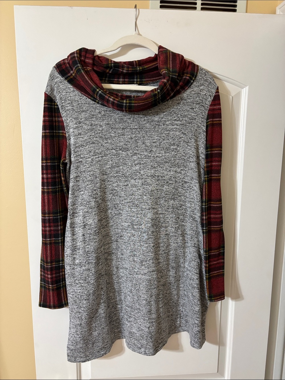 12 PM By Mon Ami Red Plaid Trim Grey Top
